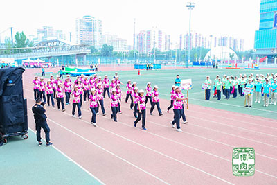 9-医技二分会走队.jpg